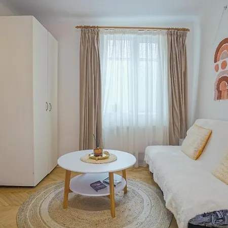 Apartment Old Town Center
