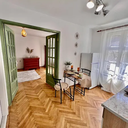 Apartment Old Town Center *